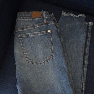 Judy Blue Ankle Cropped Blue Jeans